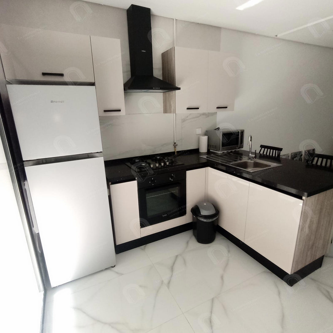 A louer un appartement s+1 à cité ennaser2
