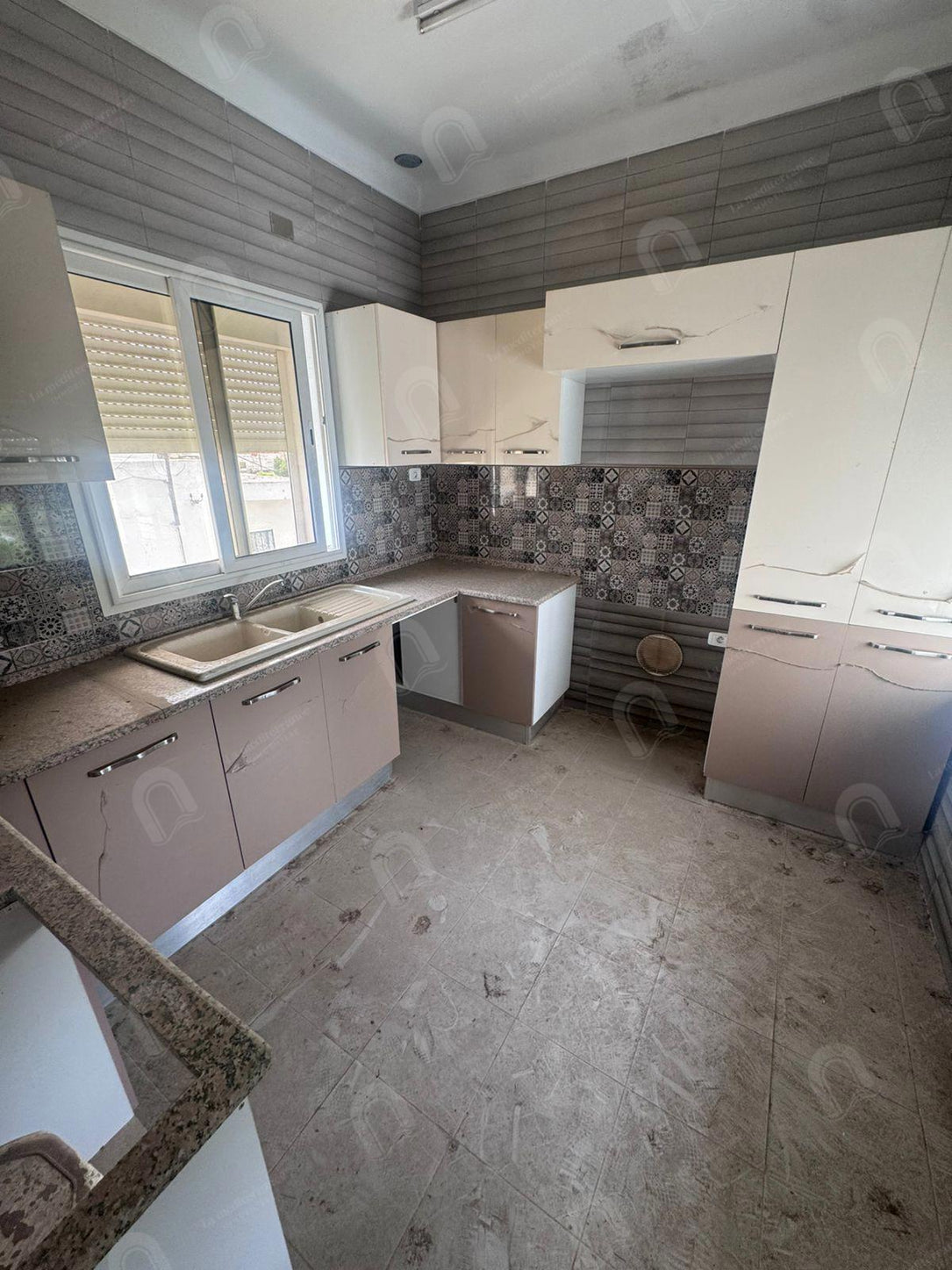 A louer étage de villa S+2 à bayrem etounssi