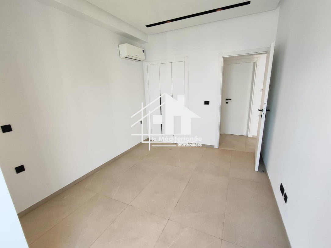 A vendre un s+1 de 68m² a chotrana 1