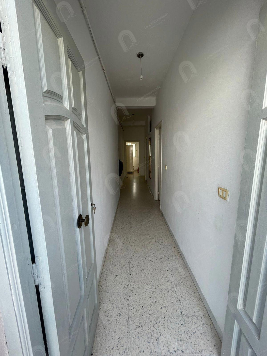 A louer un étage de villa S+3 meublé au bardo