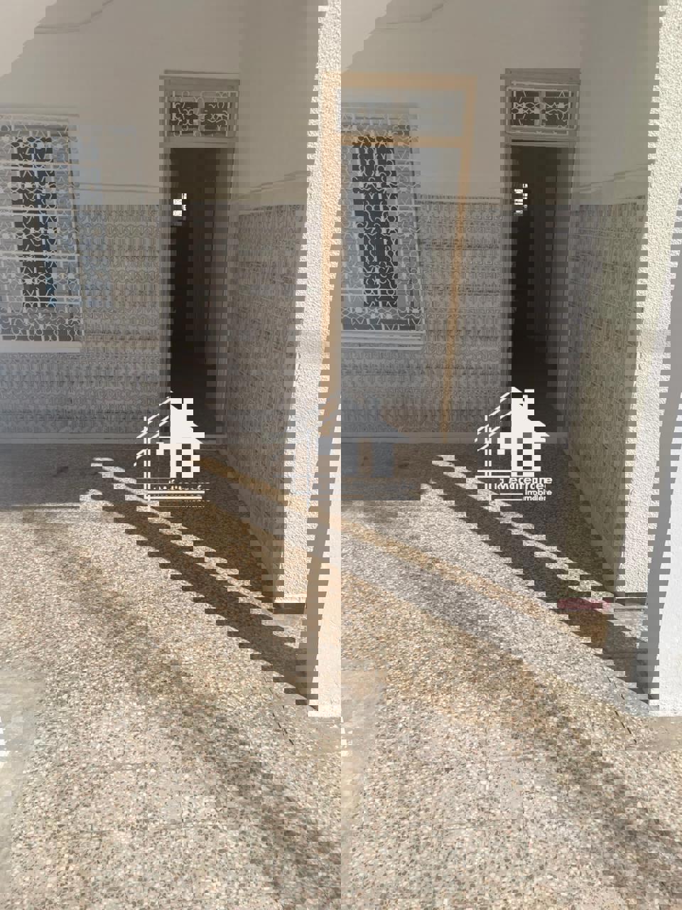 A louer étage de villa S+4 Rdc au bardo