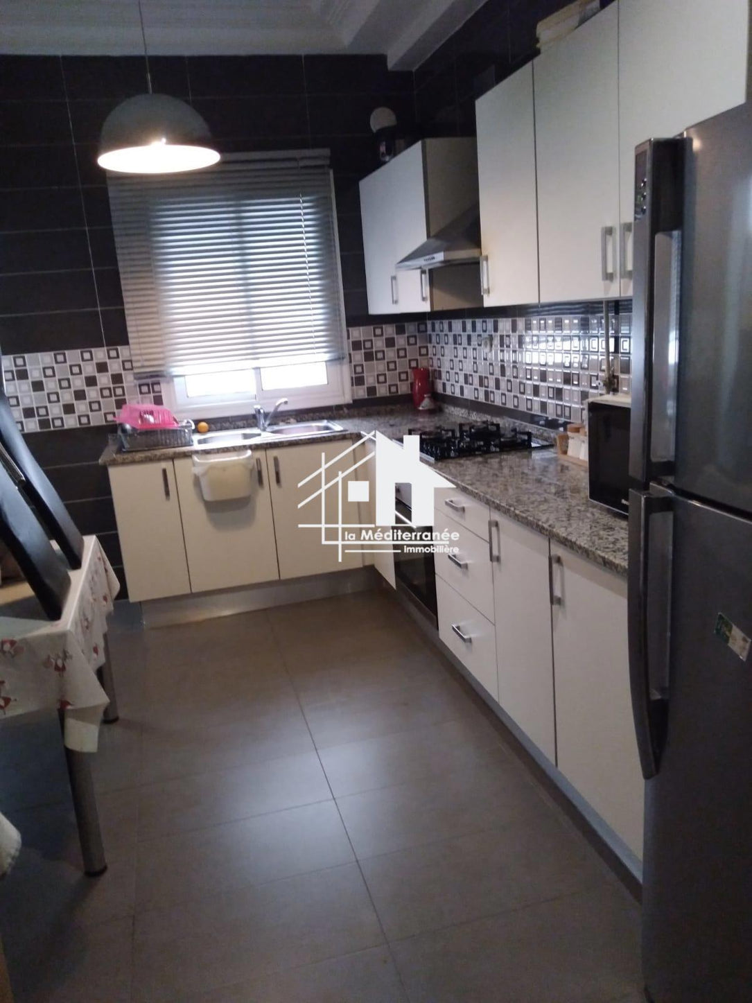 A vendre s+2 à la Cité Wahat