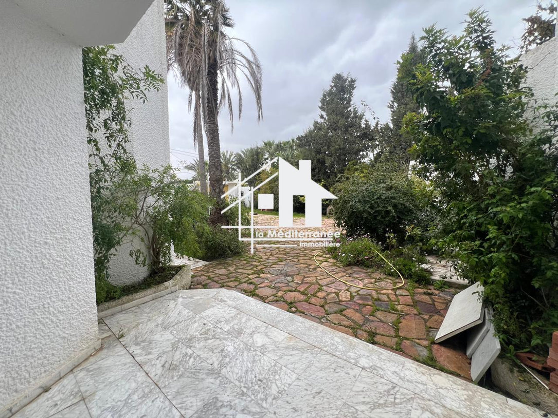 A louer Villa S6 avec piscine