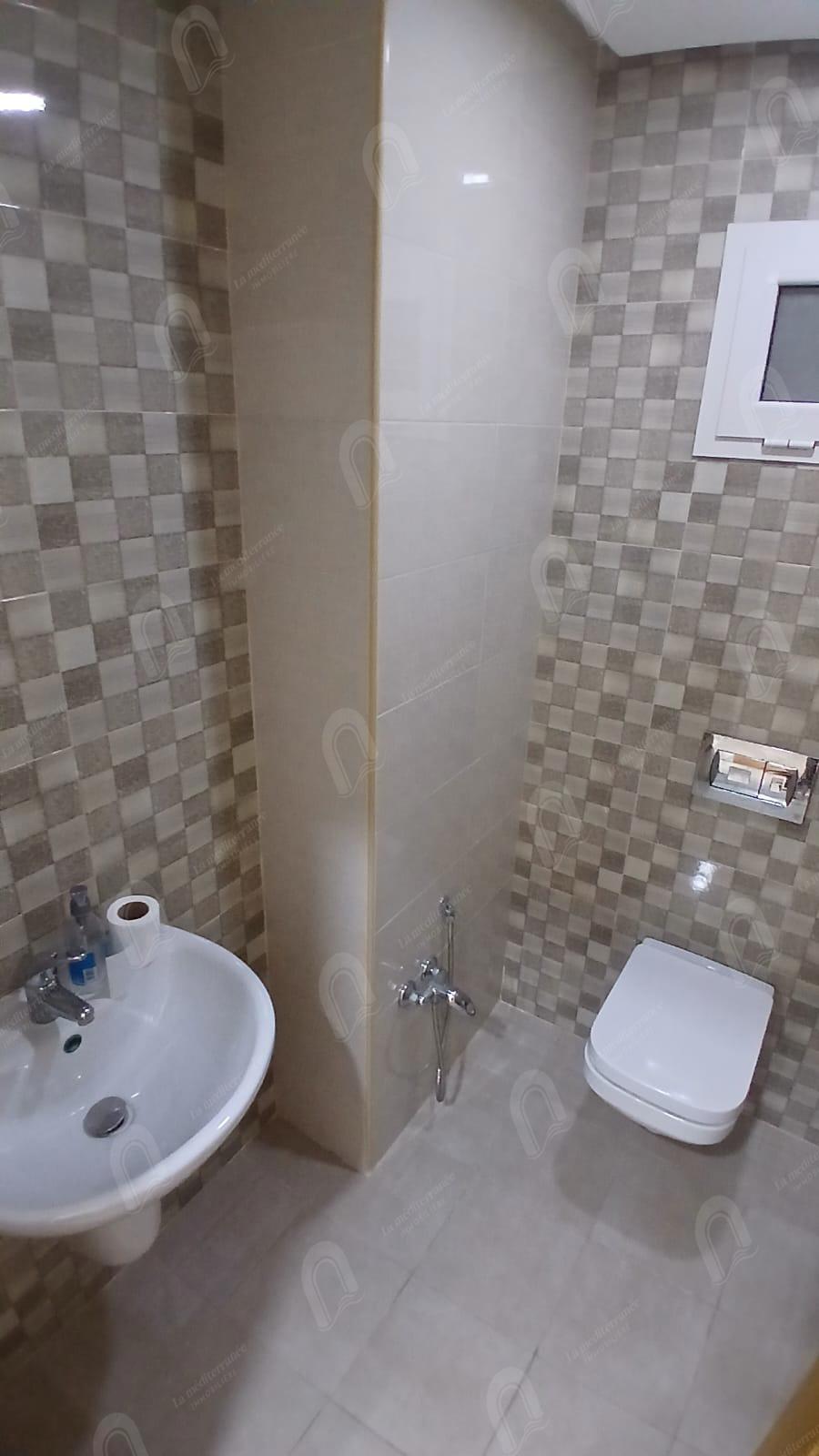 A louer un appartement S+2 hst au rdc
