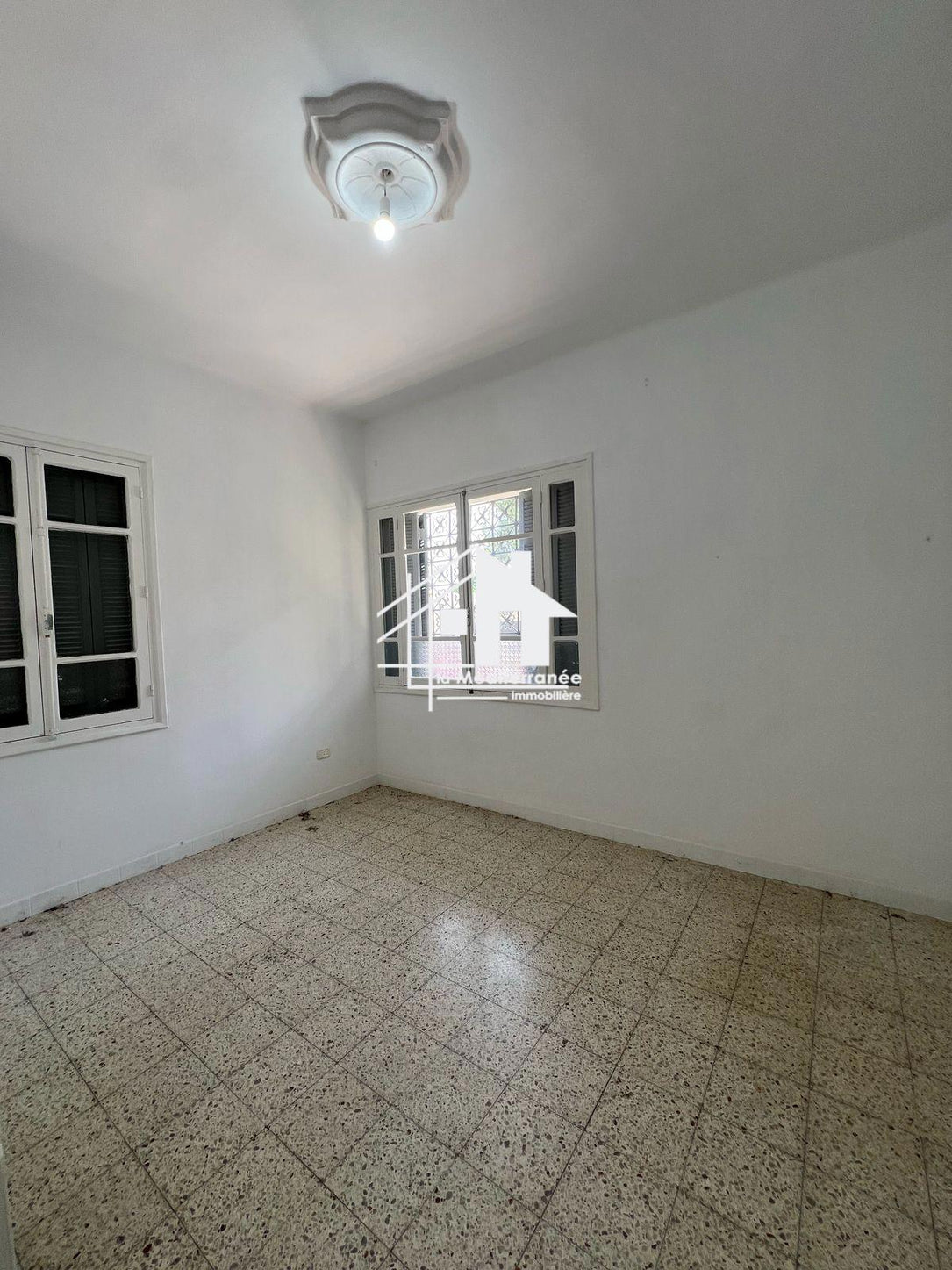 A louer étage de villa S+2 au Bardo