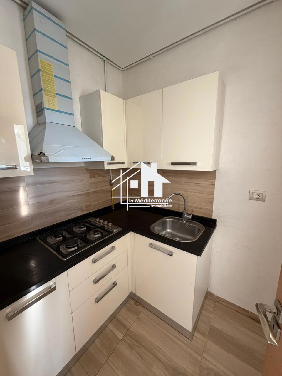 a louer un appartement s+1 a jardin d el manzah