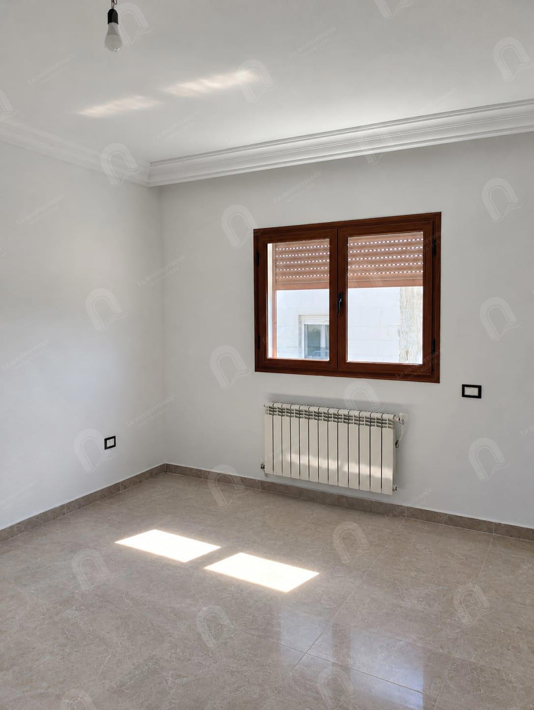 A louer un étage de villa 2S+2 au 2ème étage