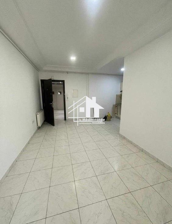 A louer appartement S+1 hst à el menzah 9