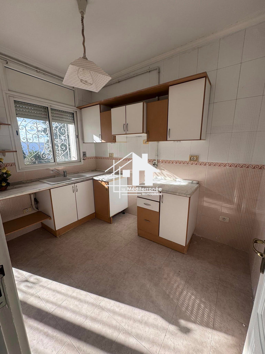 À vendre Appartement S+3 au bardo