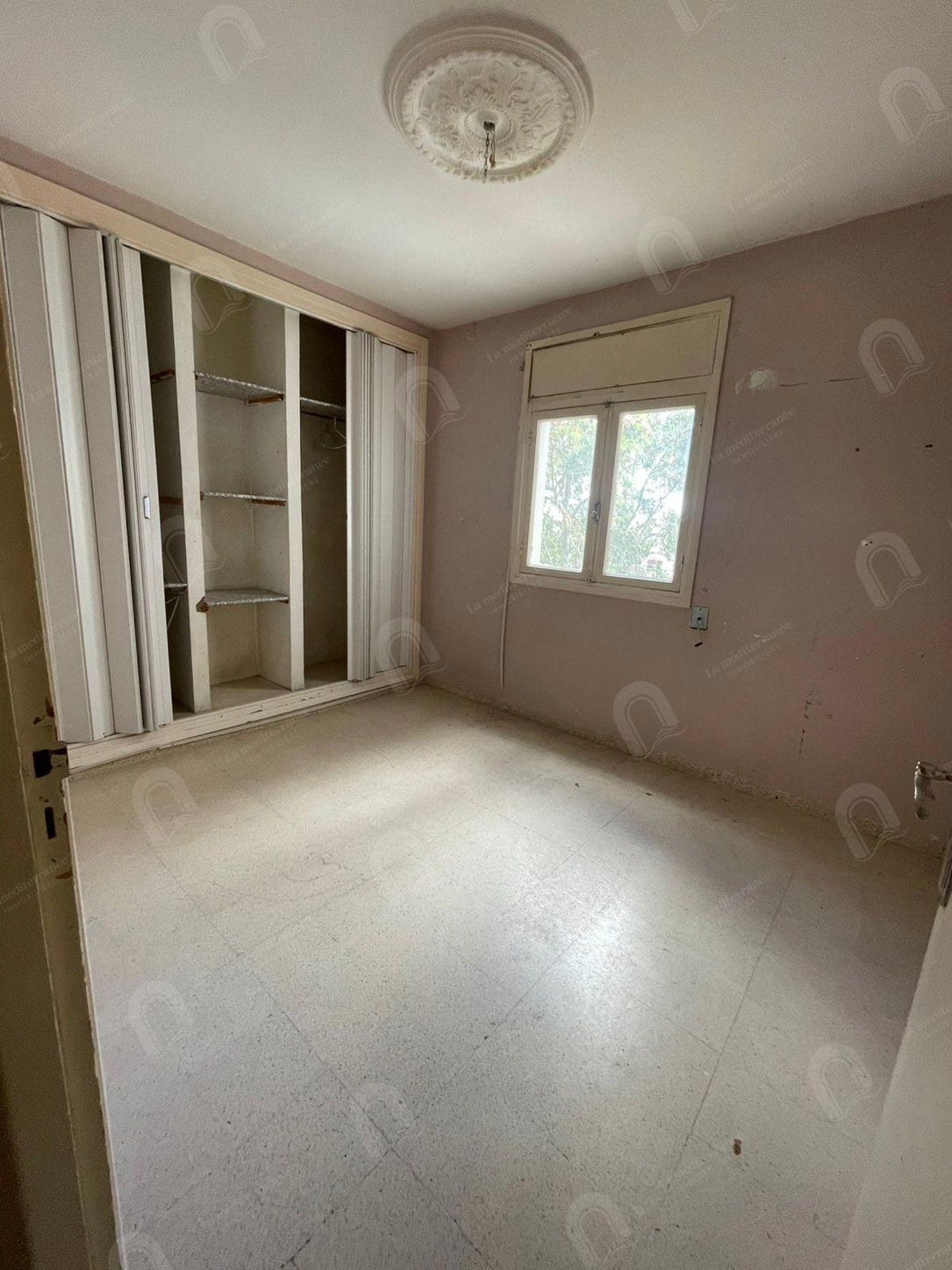 a vendre  un appartement s+2  Menzah 8