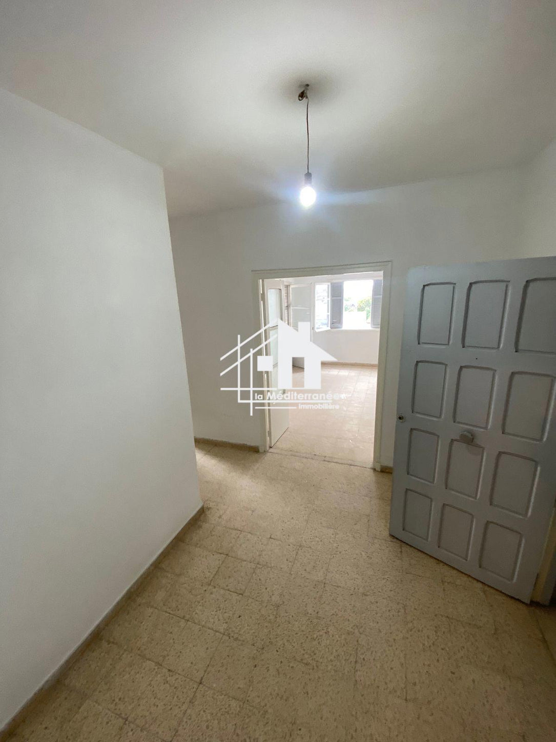 A vendre appartement S+2 à ksar said