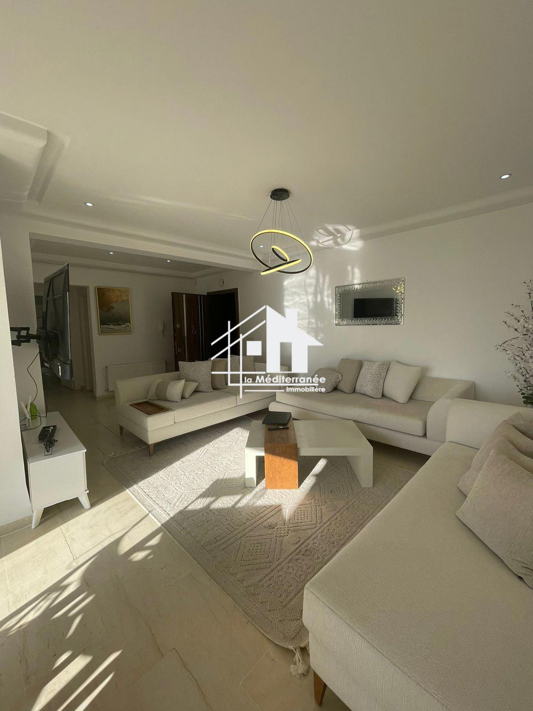 A vendre appartement S+3  au bardo 2 ras tabia