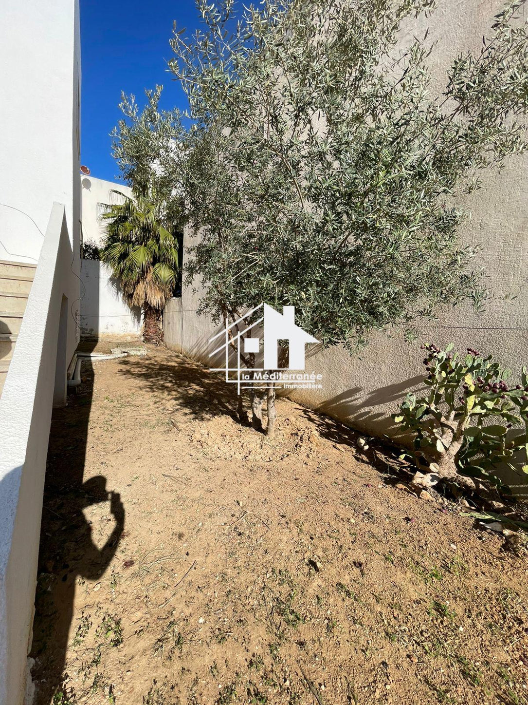 A louer S+1 a ennaser 2