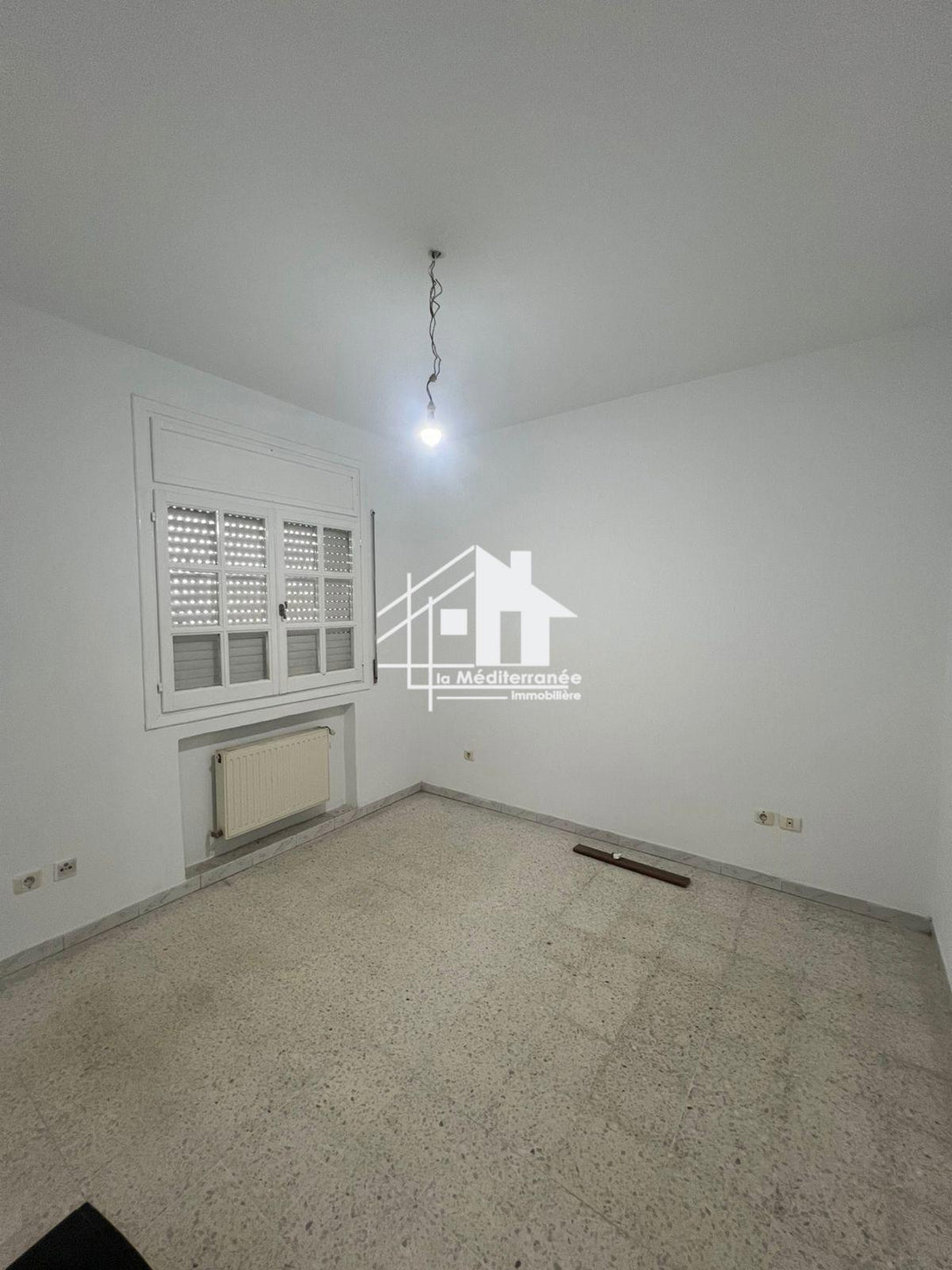 A louer S2 à résidence Eyles