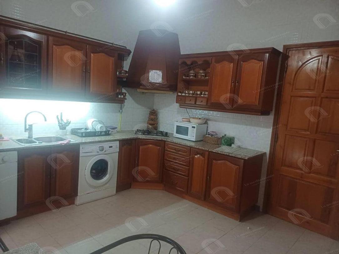 A louer un appartement s+2 à Ennaser 2