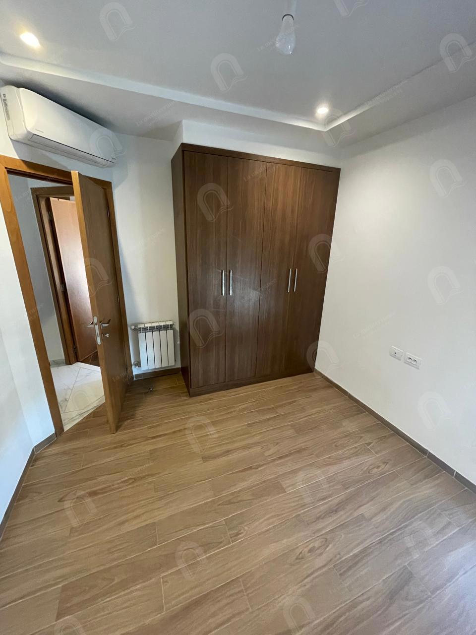 A louer appartement S+2 hst au bardo 20 mars