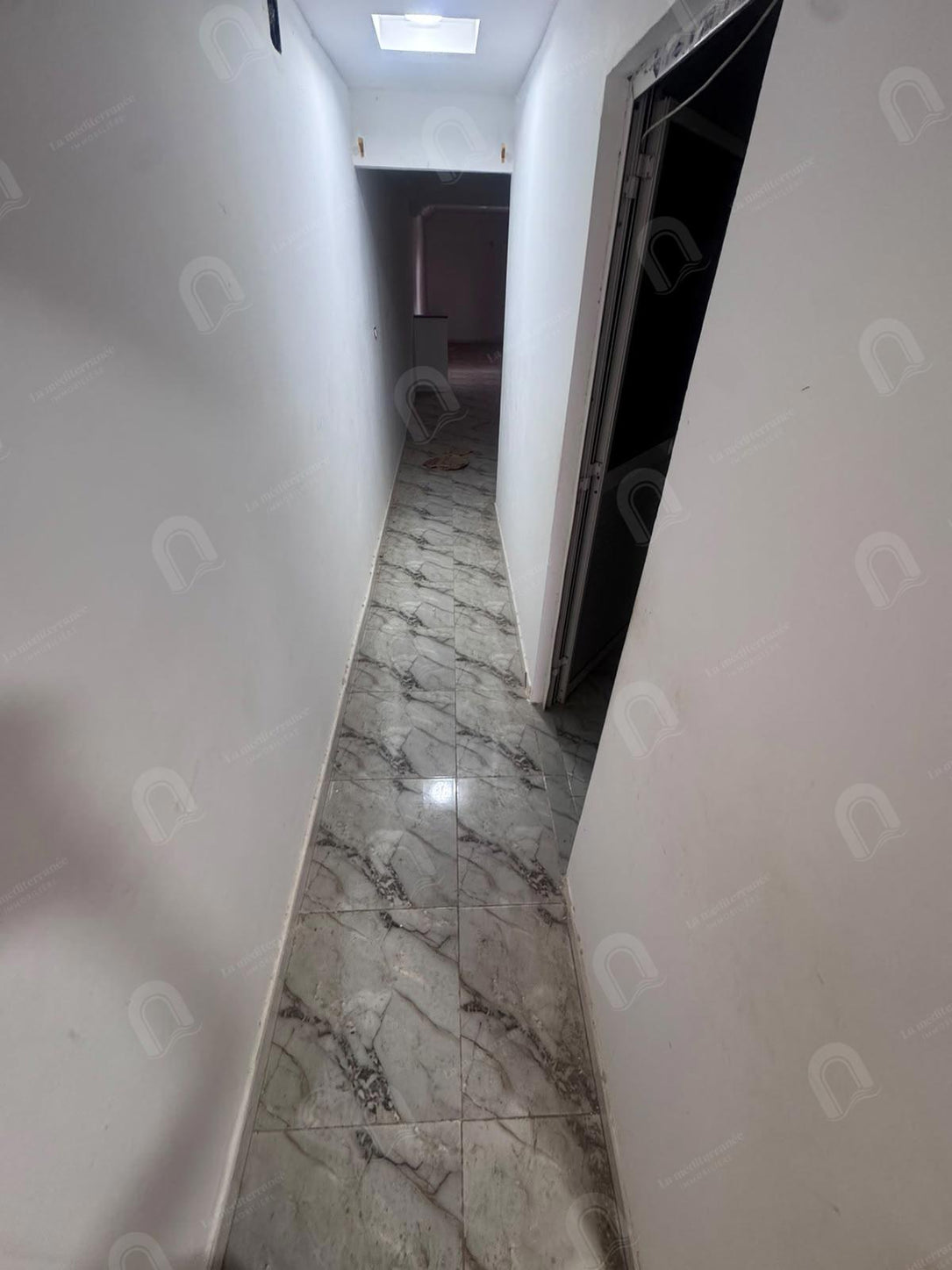A louer un étage de villa S+1 à cité riadh bardo