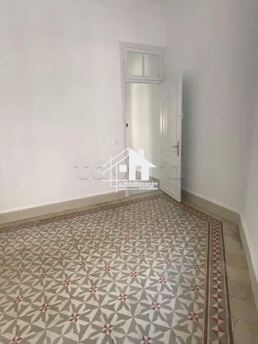 A louer appartement s4 à usage bureautique à Lafayette