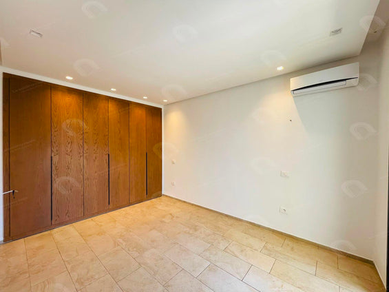 A louer un luxueux duplex à la soukra