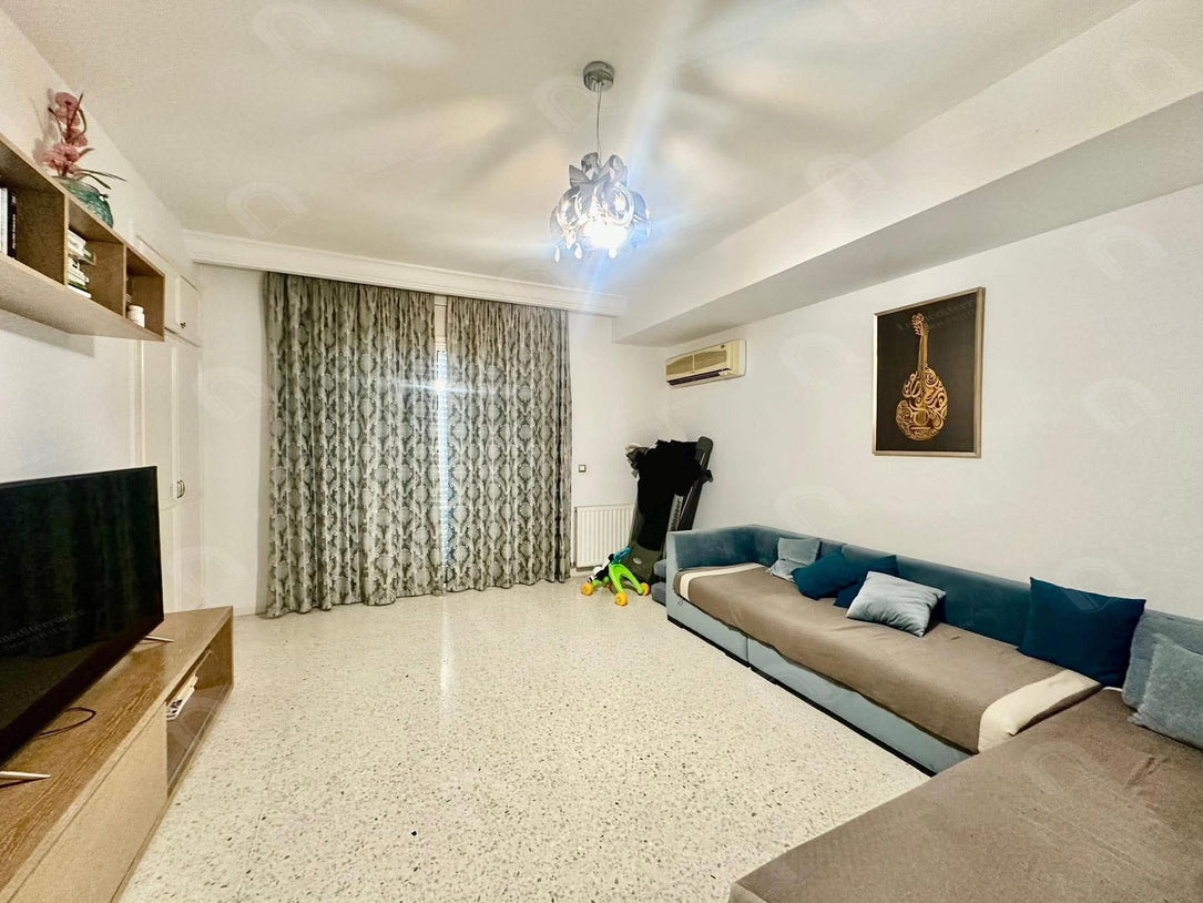 A vendre Appartement S3 à Rades Melyene