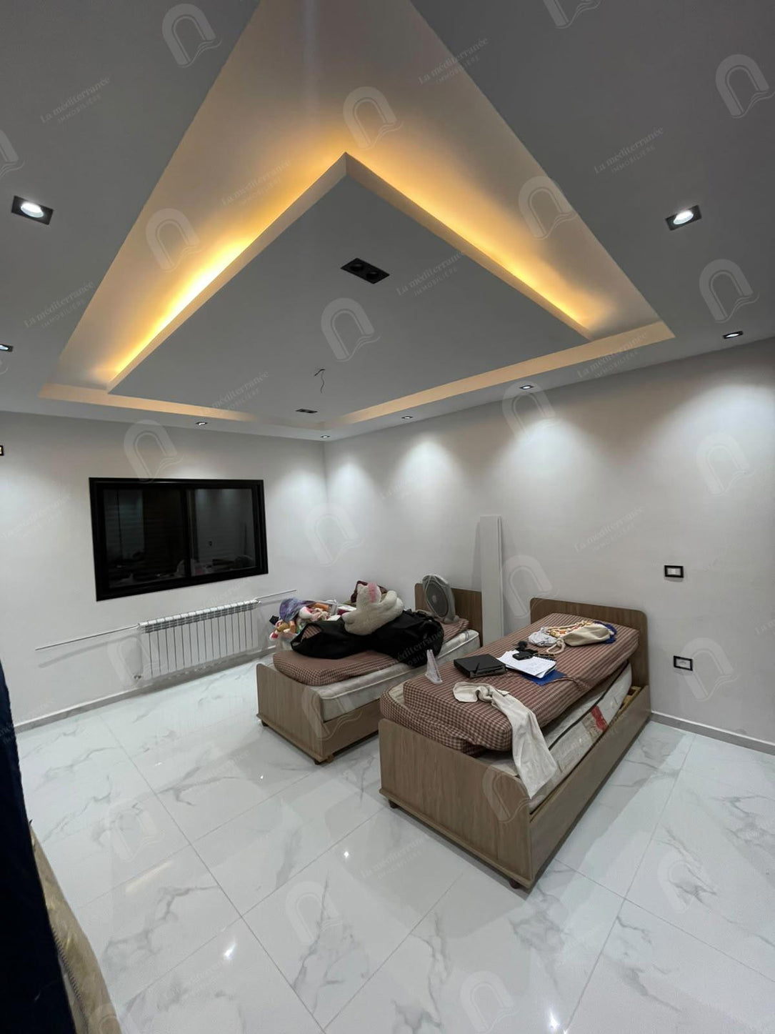 A louer un étage de villa S+3 meublé