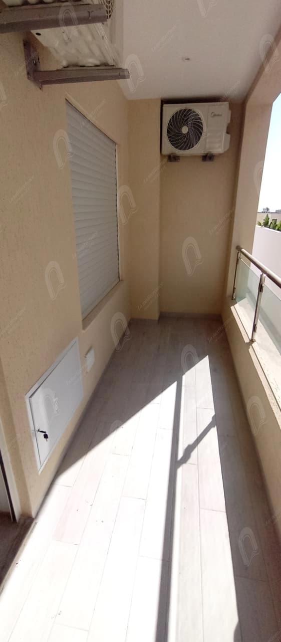 A louer un appartement s+1 à cité ennaser2