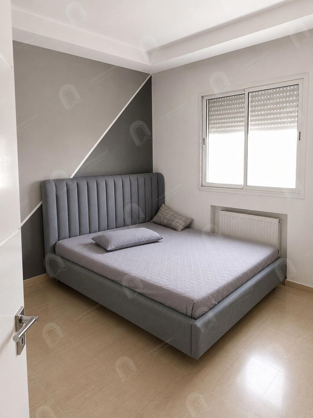 A Vendre Un Appartement s+3 à  Jardin El Menzeh 2