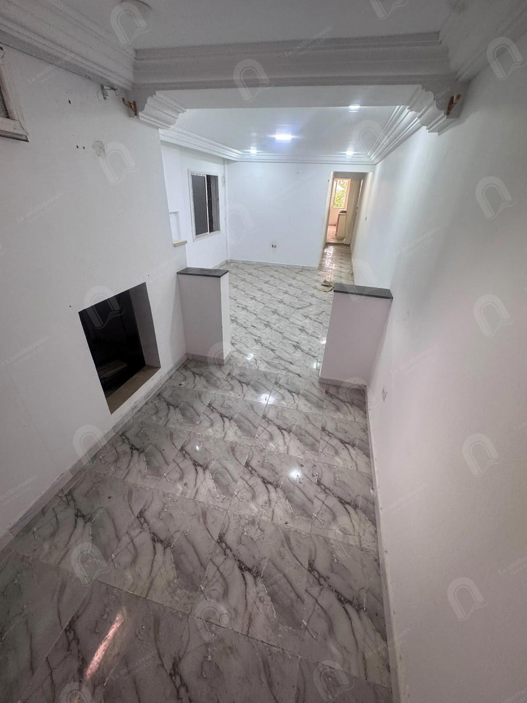 A louer un étage de villa S+1 à cité riadh bardo