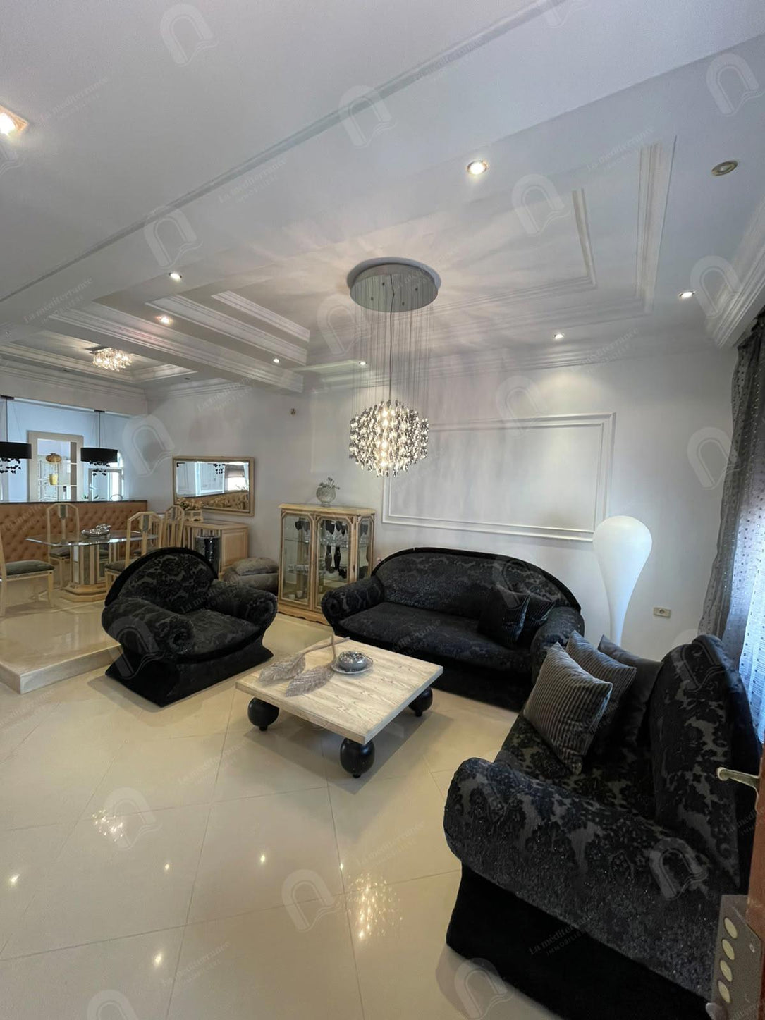 A vendre une superbe villa au bardo