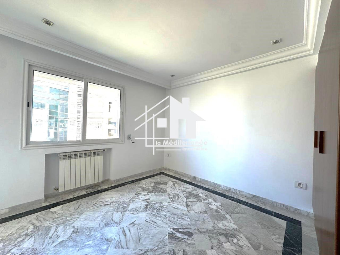 Appartement S+2 à Ain Zaghouan Nord