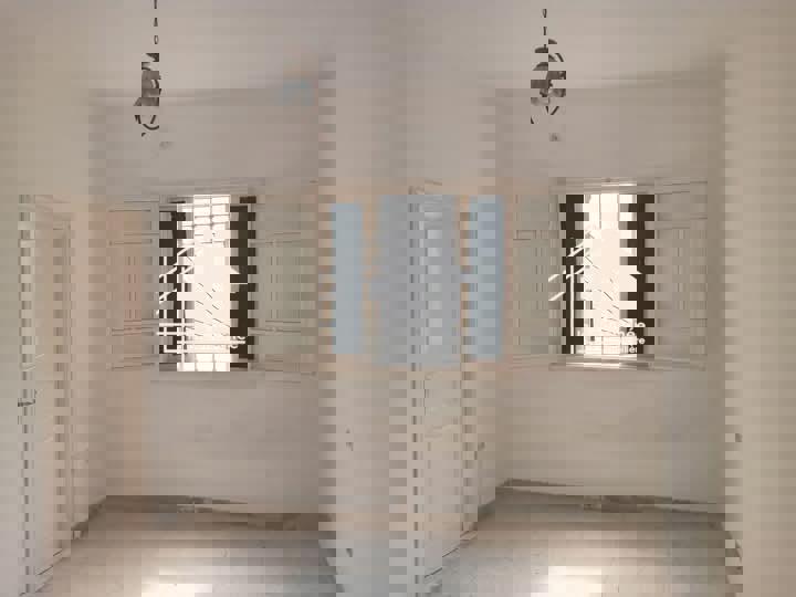 A louer un étage de villa S+3 au Bardo