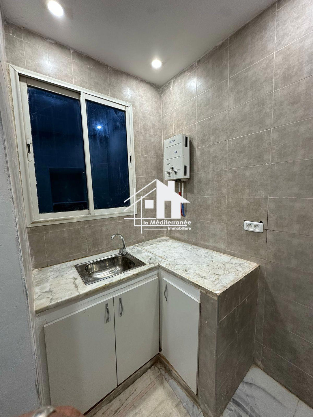 A vendre appartement s1 au centre ville