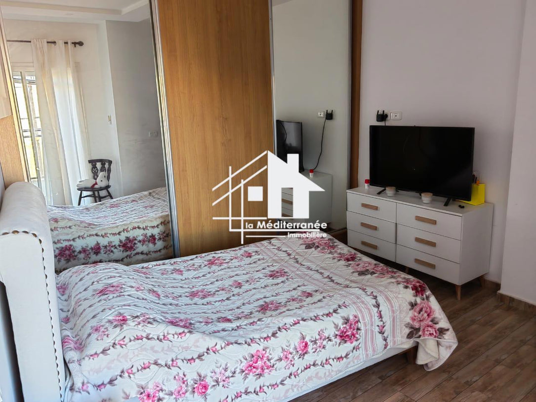 A vendre une villa s+4 à jardin d'el menzah