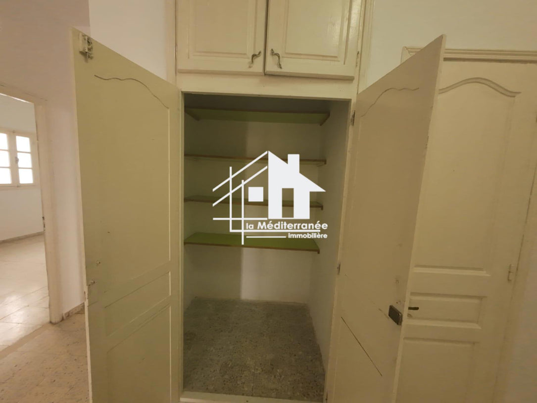 A louer étage de villa S+3 à manouba