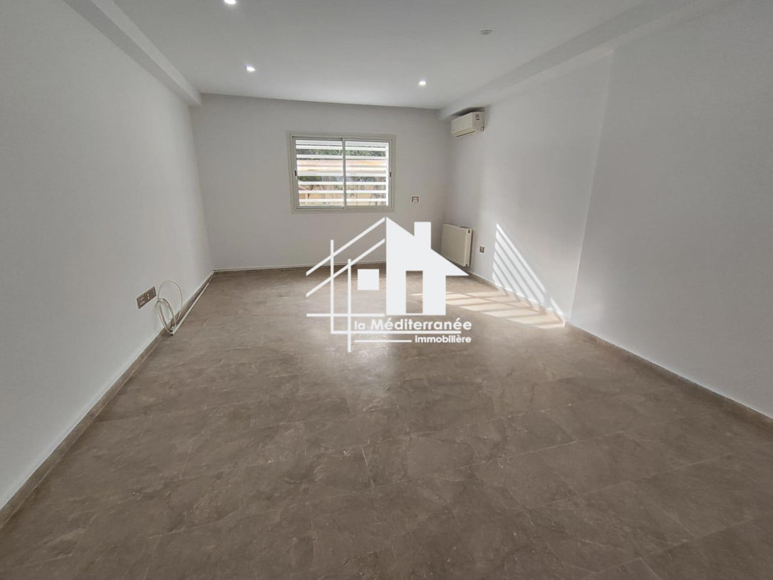 A vendre un S+2 à la soukra