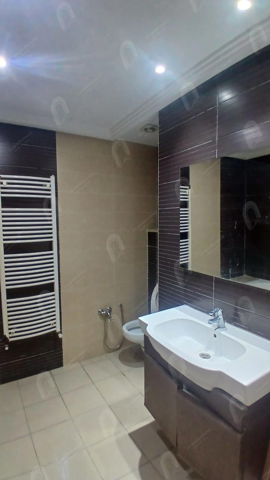 Appartement S+3 aux berges du lac 2
