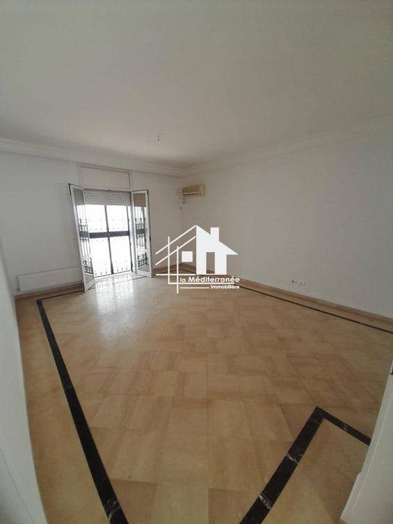 A louer un duplex s+3 a  Boumhal Bassatine