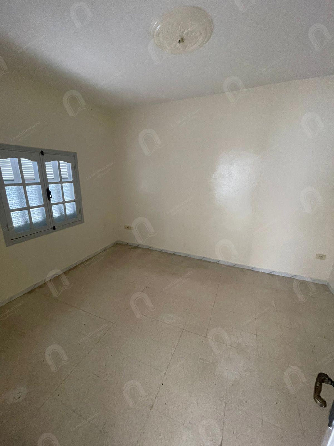 A louer un étage de villa S+3 au bardi cité riadh