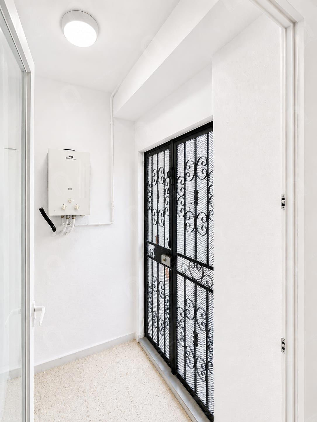 A vendre appartement S+2 situé au Rdc  au bardo 2 ras tabia