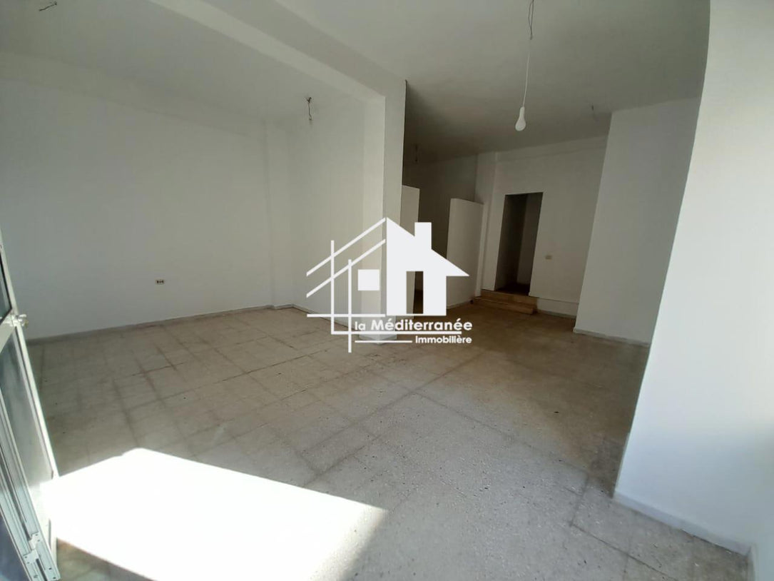 A louer un local commercial a boumhal