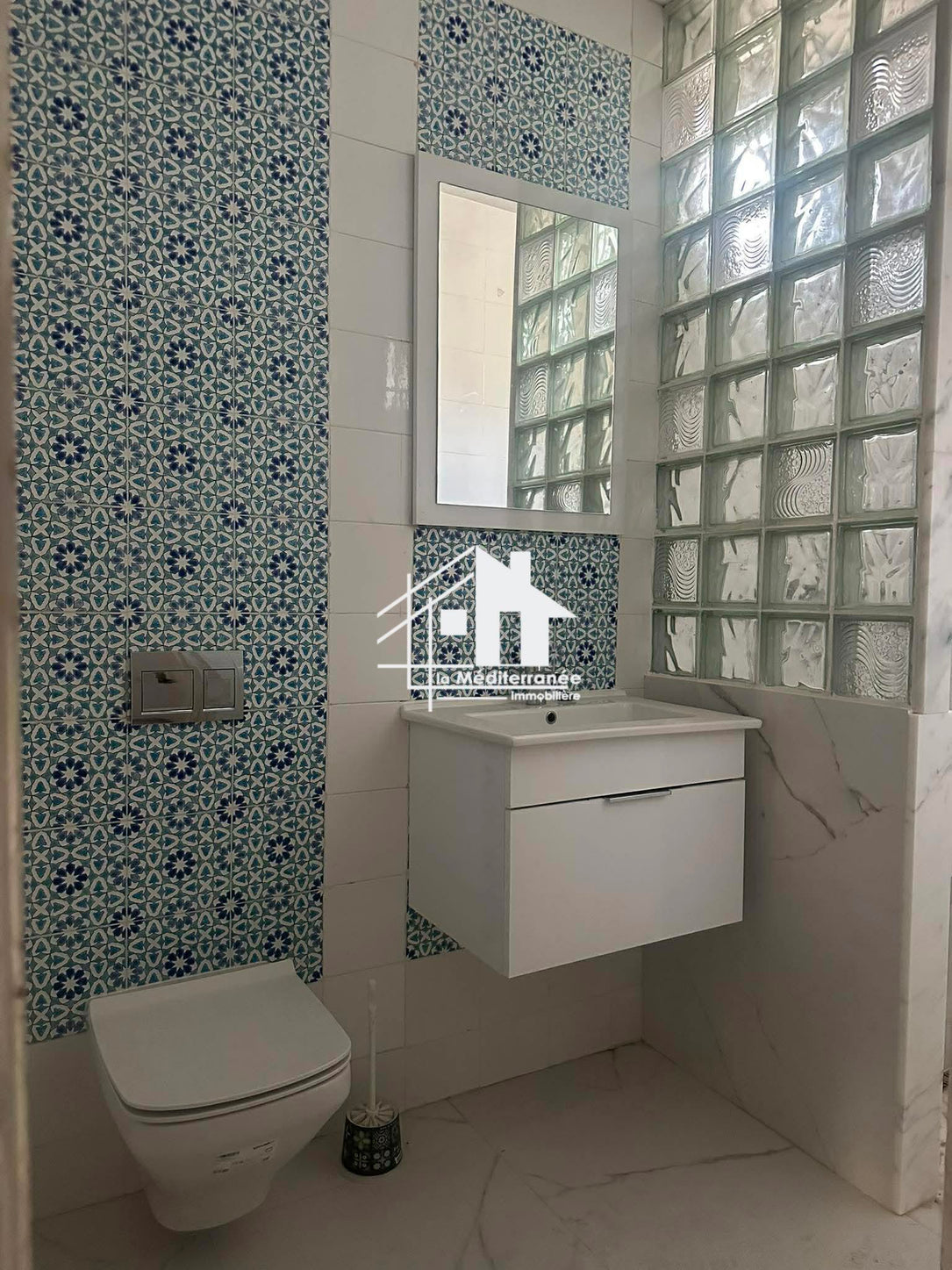 A vendre un appartement s+1 à Hammam lif