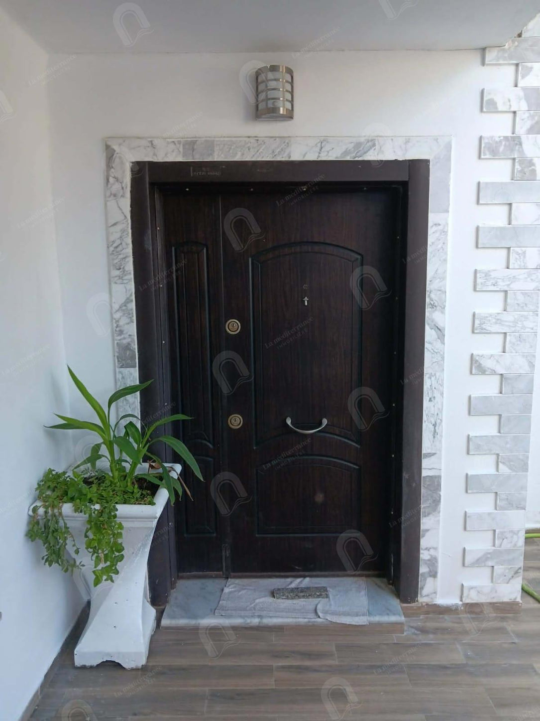 À vendre étage de villa s+2 au bardo