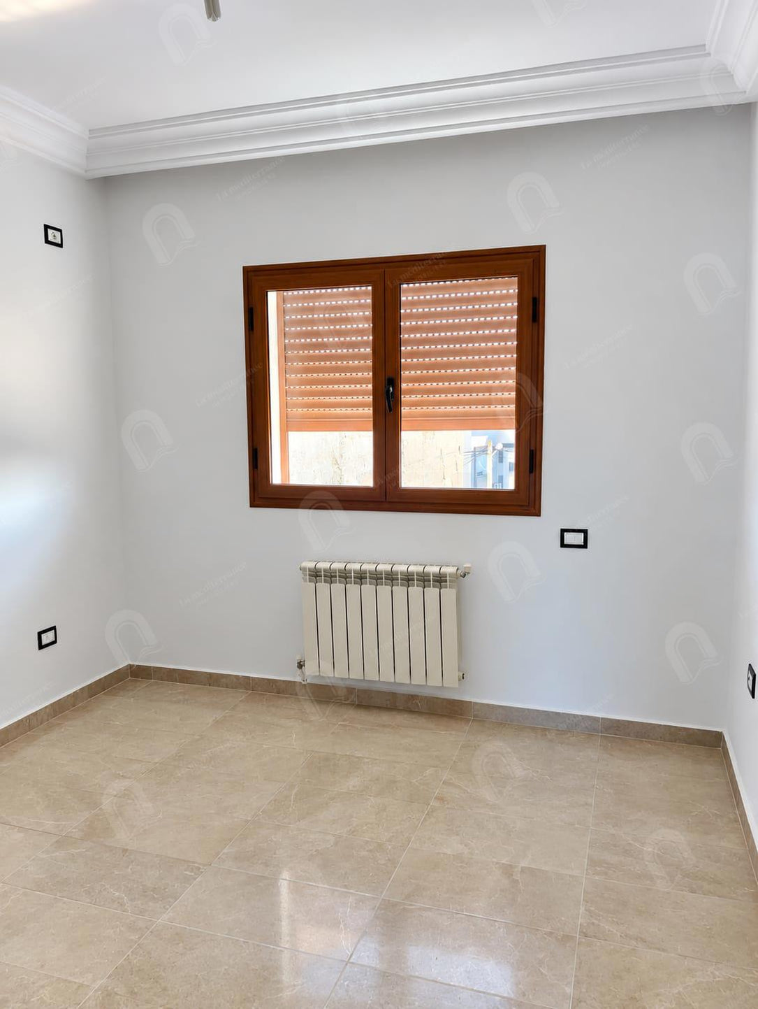 A louer un étage de villa 2S+2 au 2ème étage