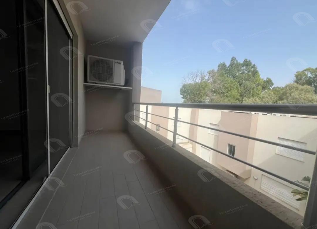 À LOUER : Superbe Appartement S+2 Haut Standing à chotrana