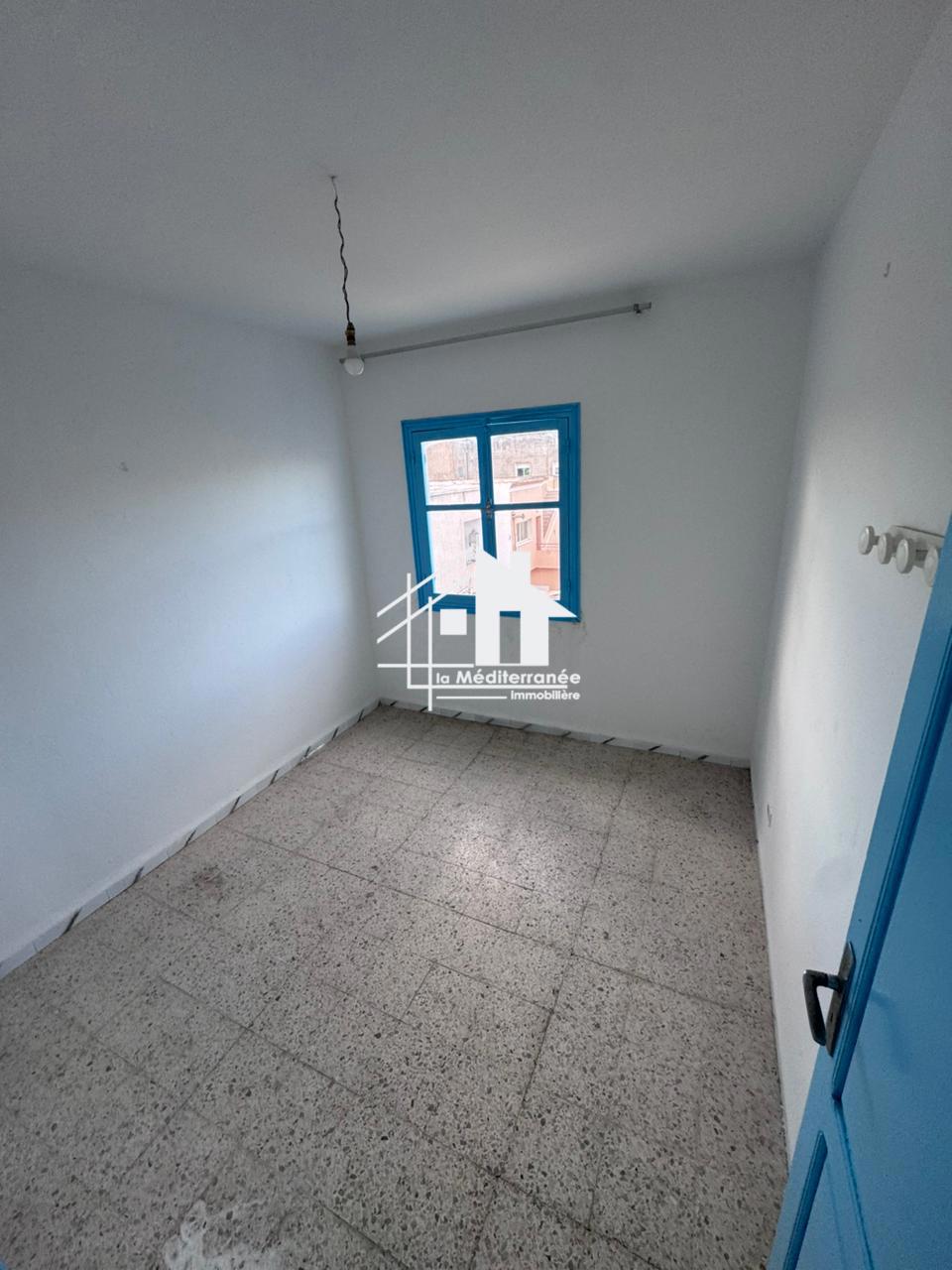 A louer un étage de villa S+2 au Bardo