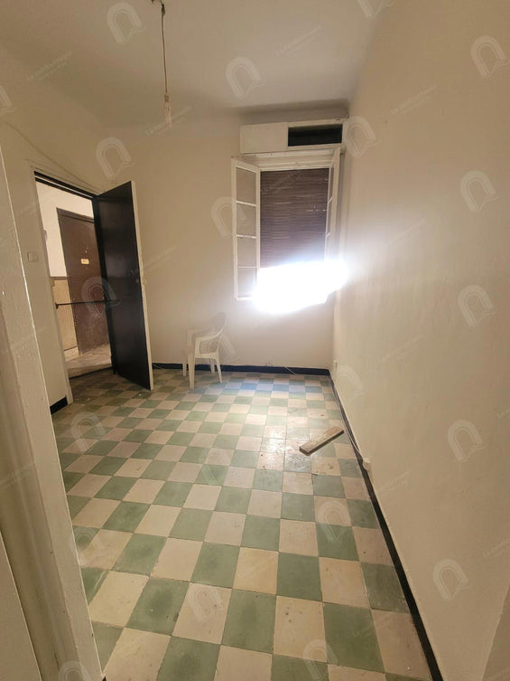 A louer studio  s1 au centre ville tunis