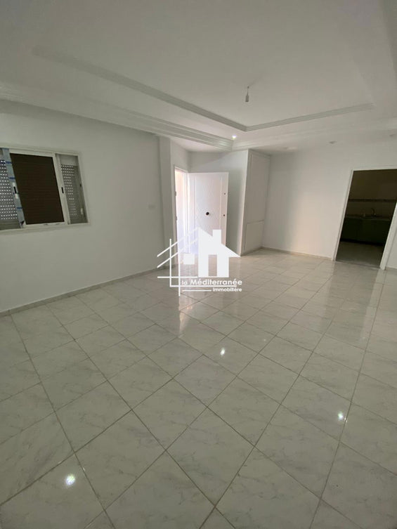 location étage de villa s2 au Manouba cité ben younes