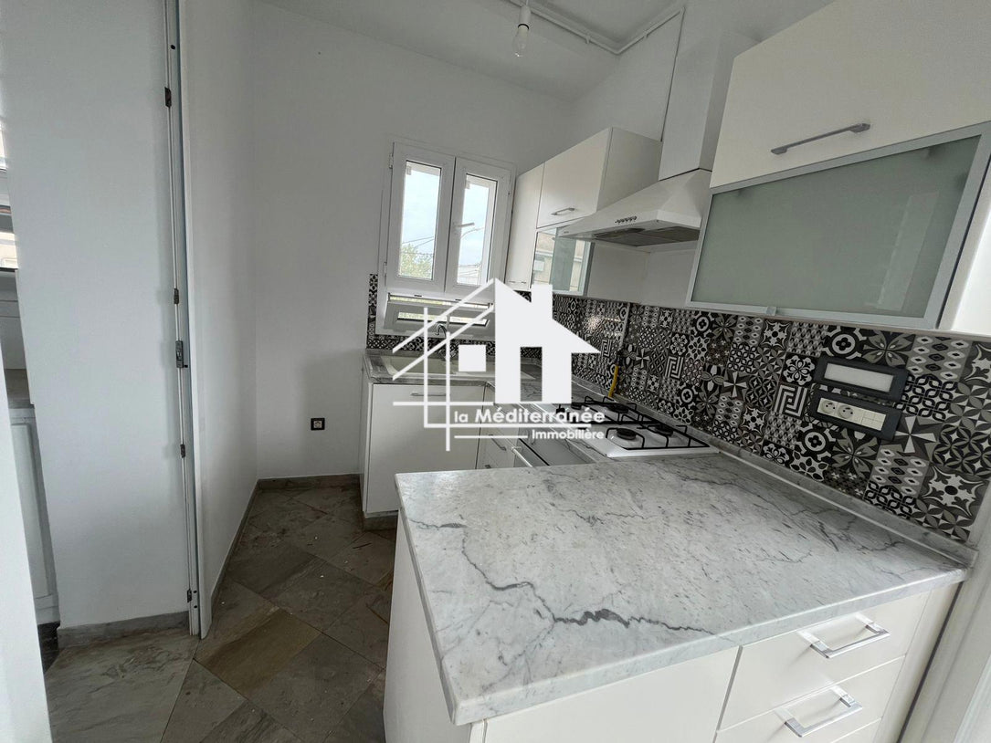 A louer s+2 à menzah 6