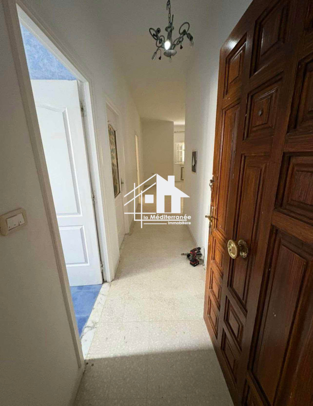 A louer un étage de villa à ezzahra