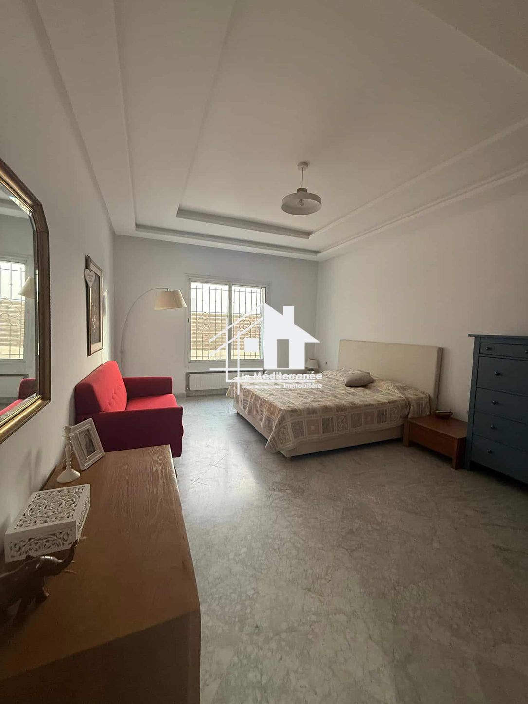 A vendre un appartement S+3 aux Jardin de Carthage
